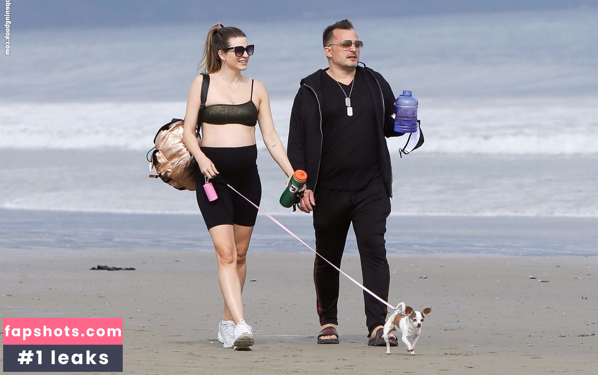 Rachel McCord gallery photo #359