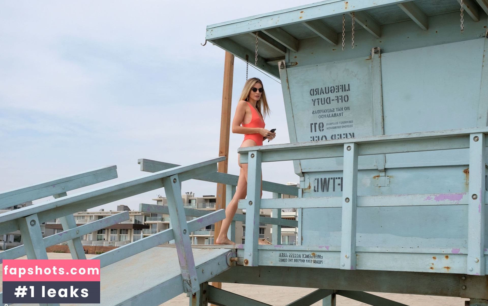 Rachel McCord gallery photo #494