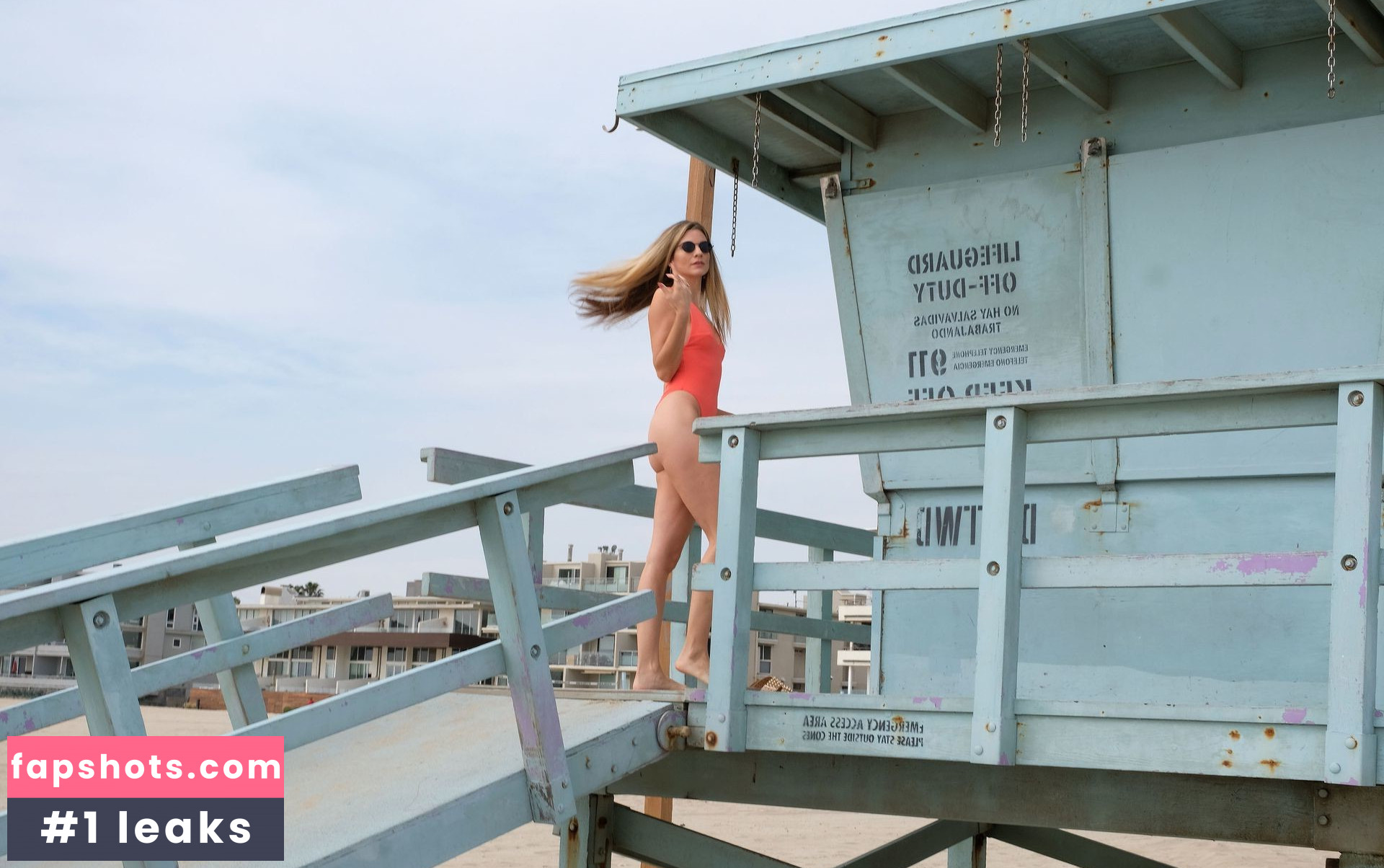 Rachel McCord gallery photo #496