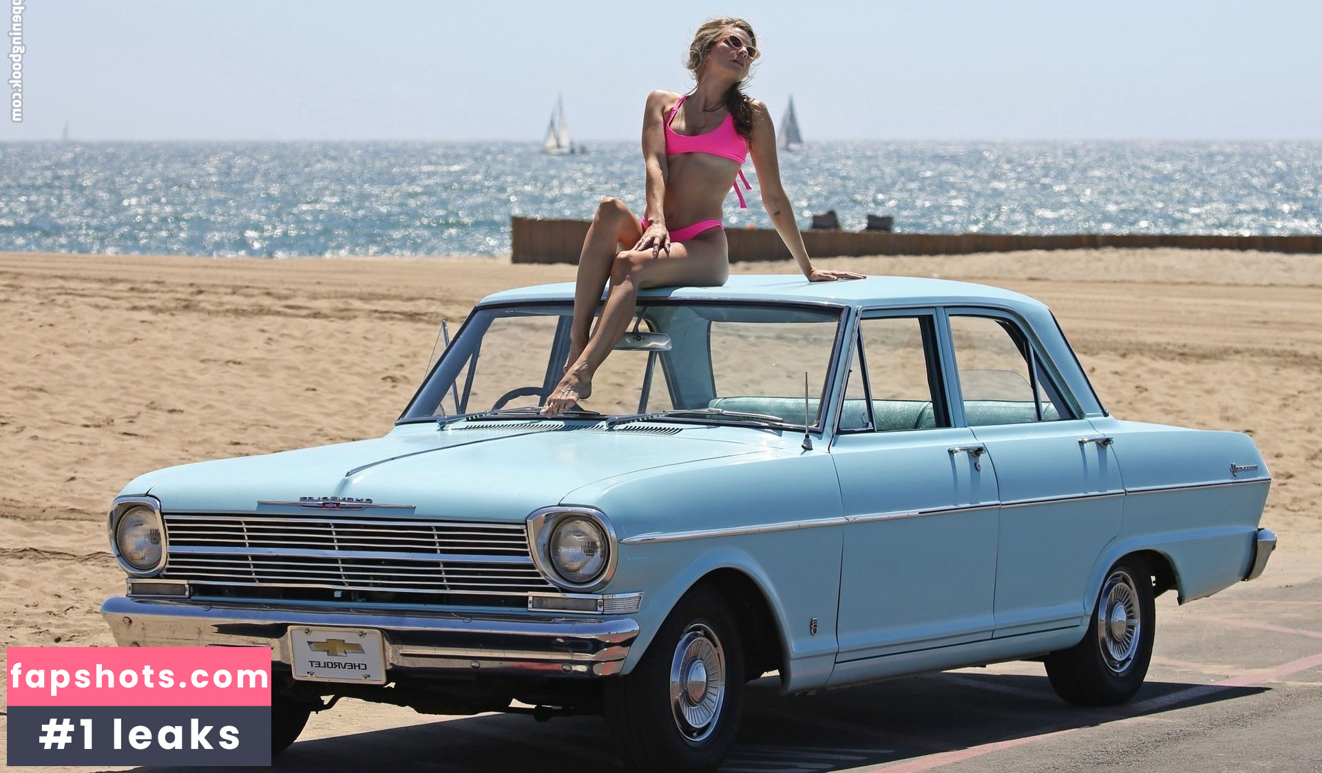 Rachel McCord gallery photo #587