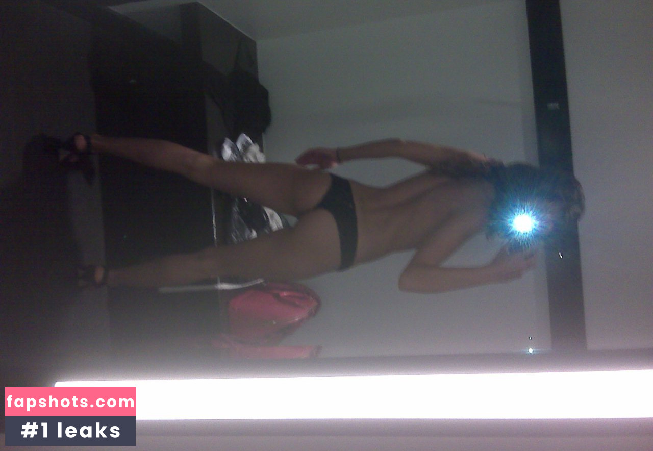 Rachel McCord gallery photo #659