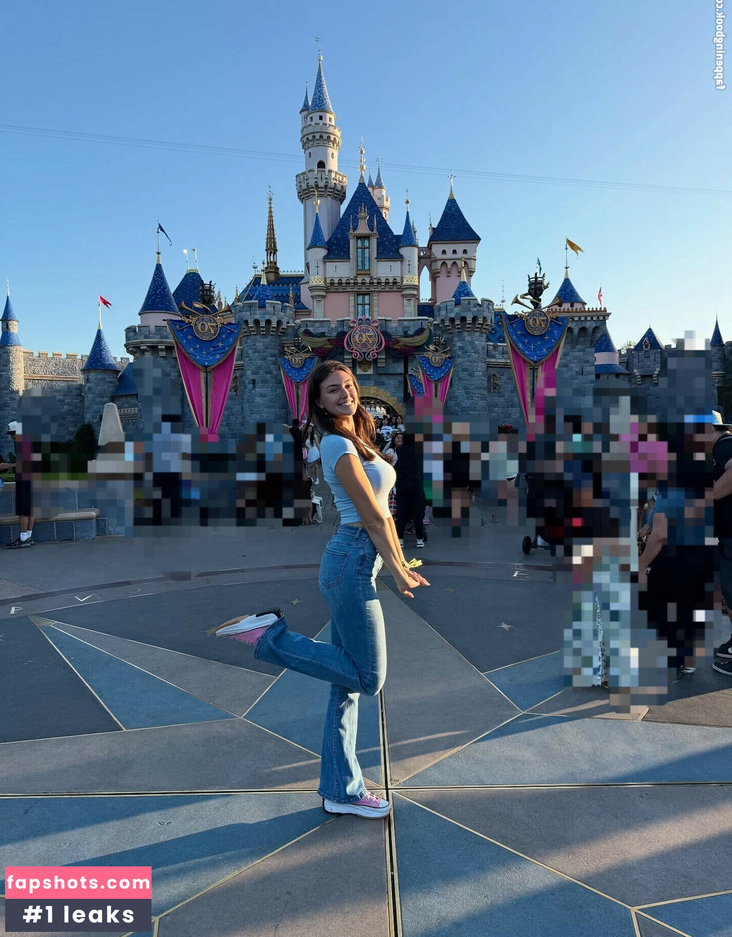 Rachel Michelle gallery photo #55