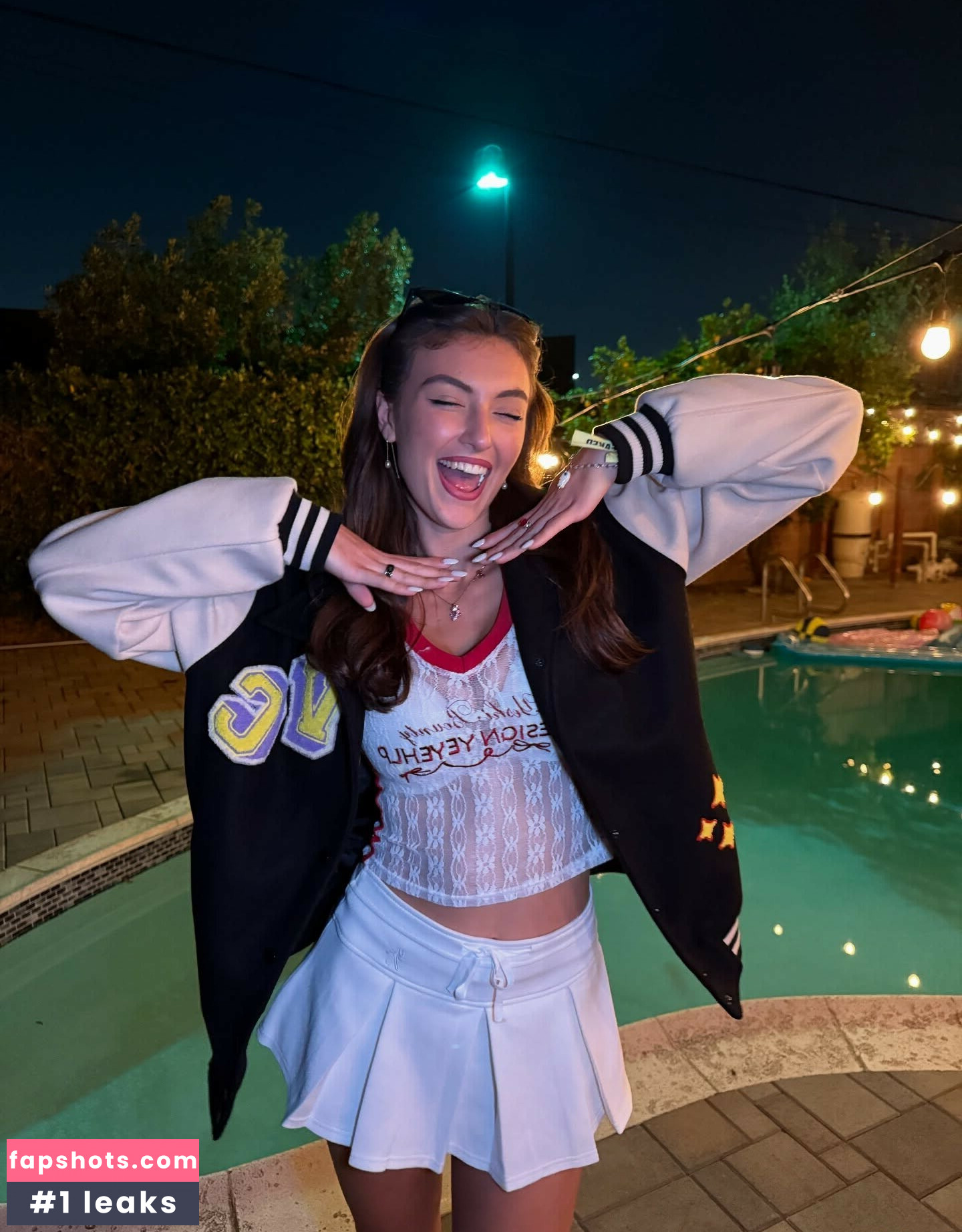 Rachel Michelle gallery photo #56