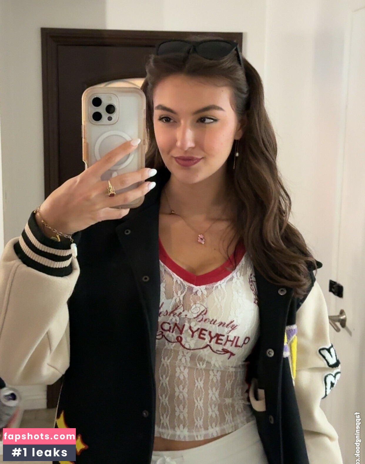 Rachel Michelle gallery photo #62