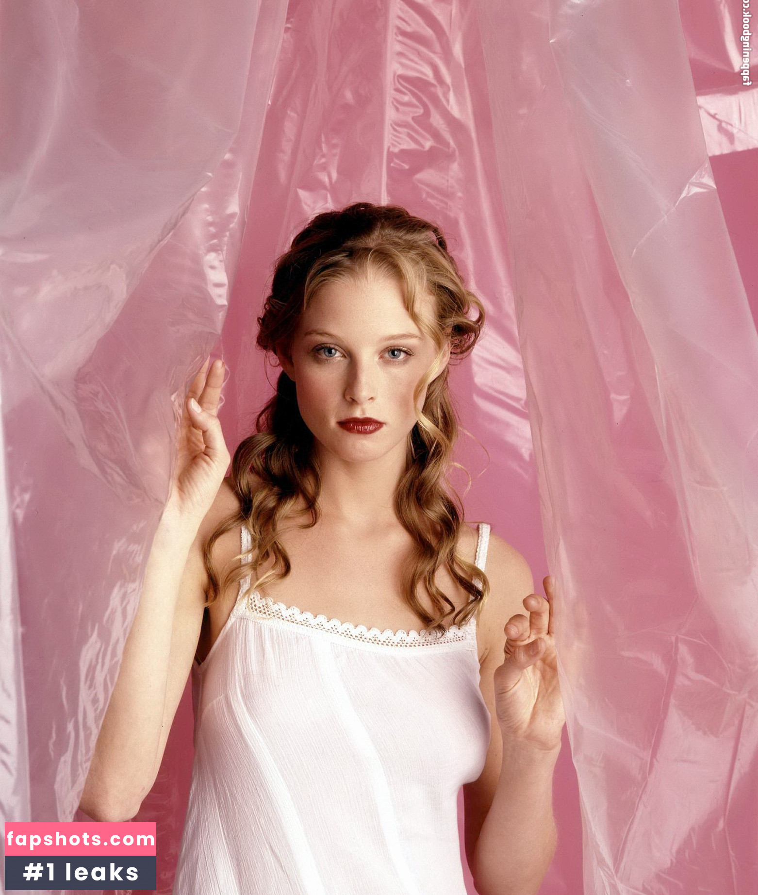 Rachel Nichols gallery photo #39