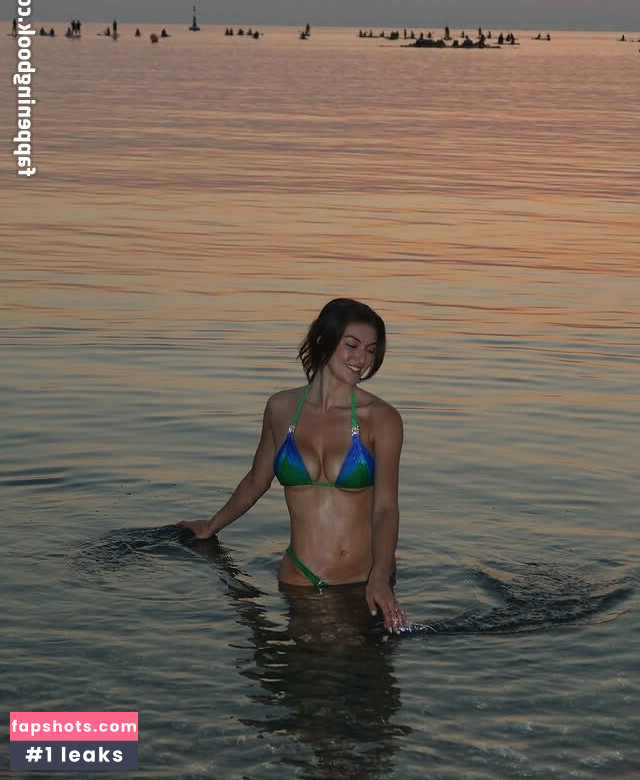 Rachel Pizzolato gallery photo #33