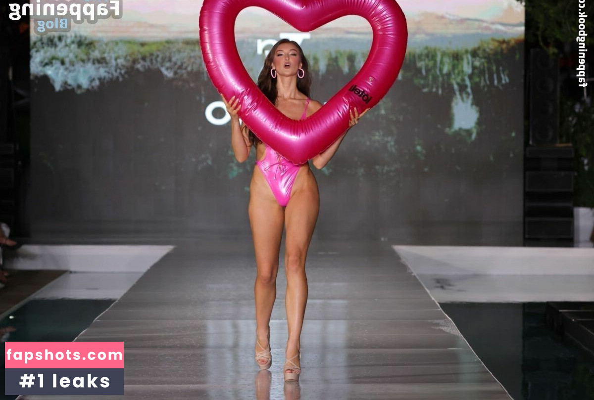 Rachel Pizzolato gallery photo #490