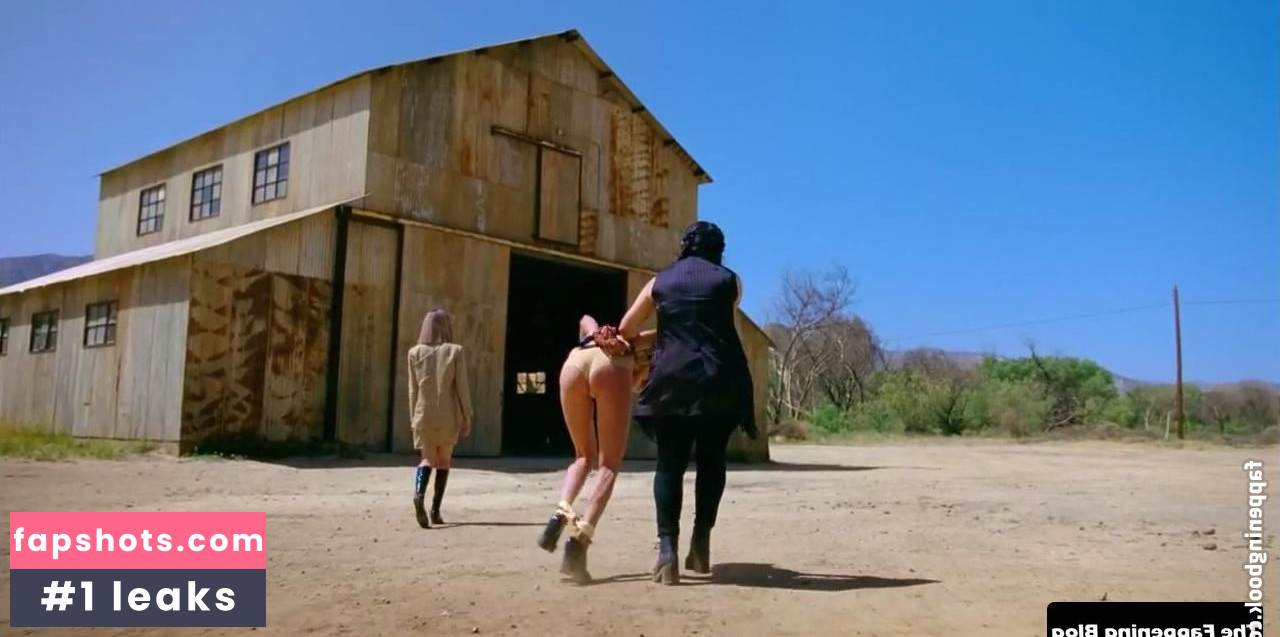 Rachel Roberts gallery photo #45