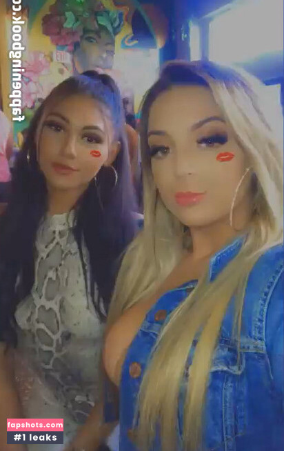 Rachel S gallery photo #2