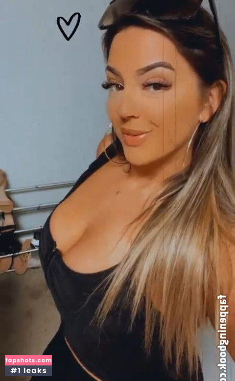 Rachel S gallery photo #18