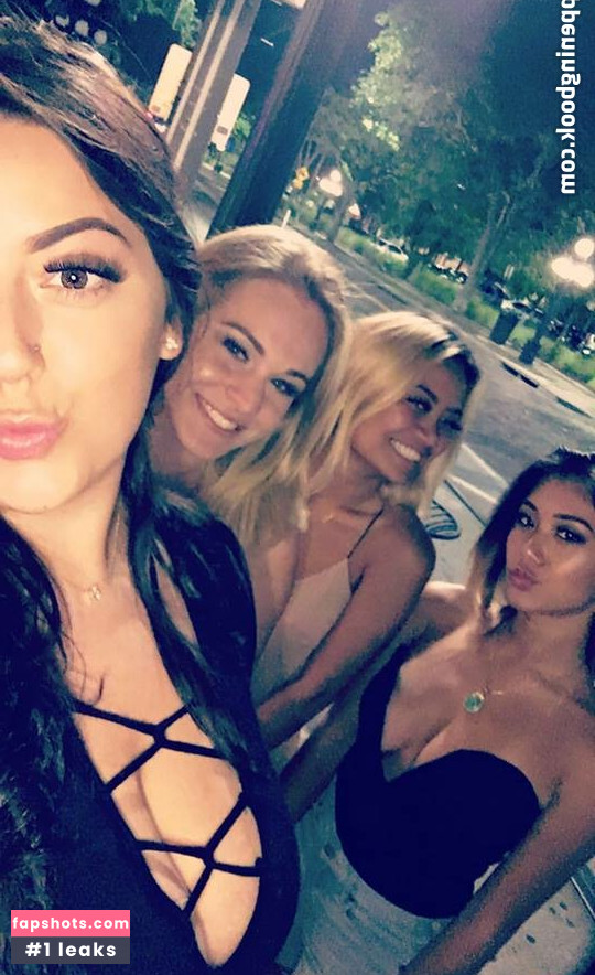 Rachel S gallery photo #34