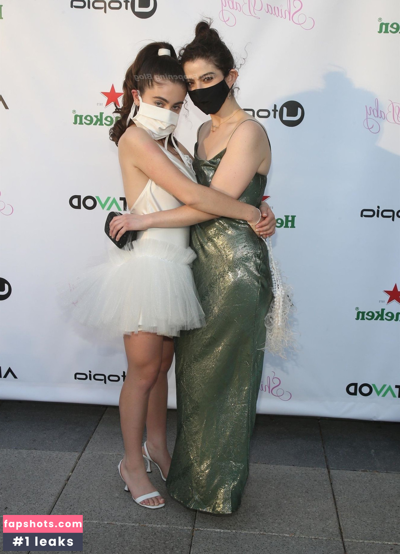 Rachel Sennott gallery photo #143