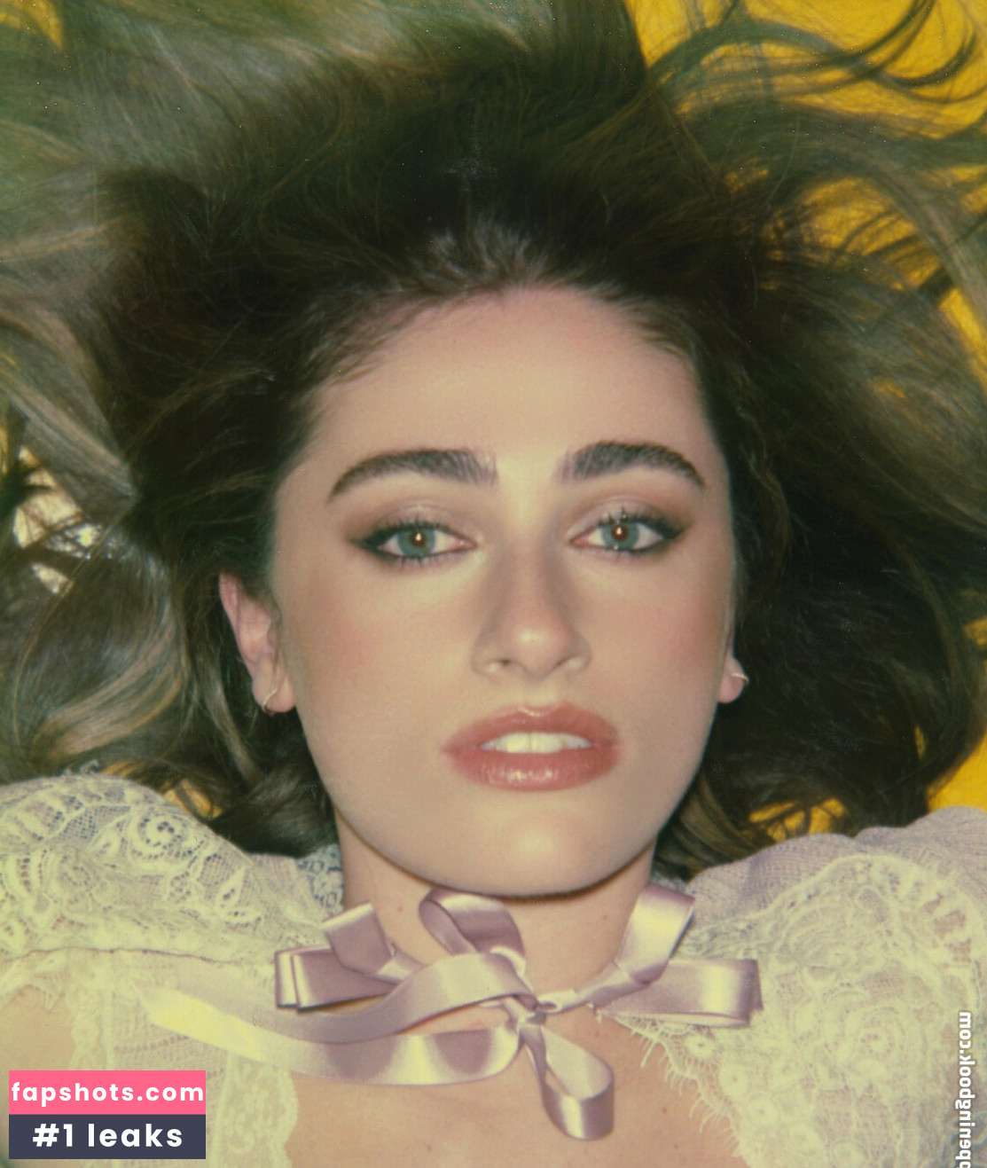 Rachel Sennott gallery photo #16