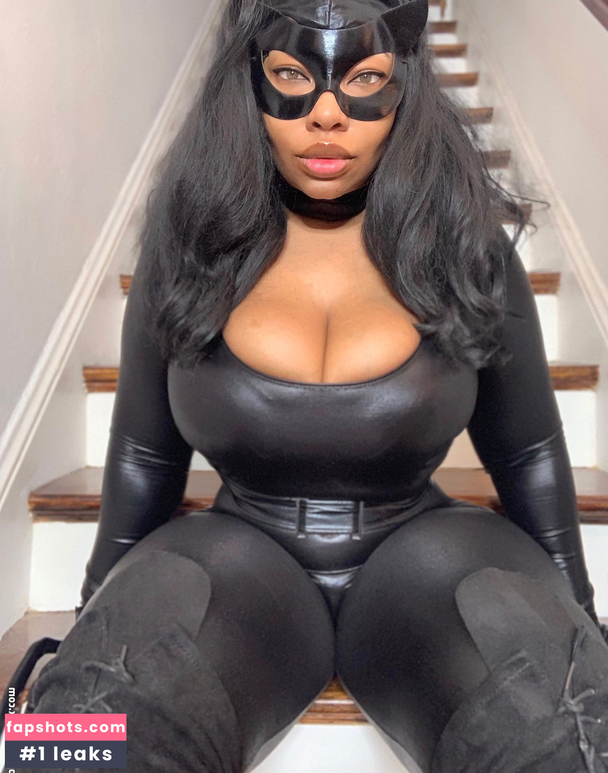 Rachel Storms gallery photo #17