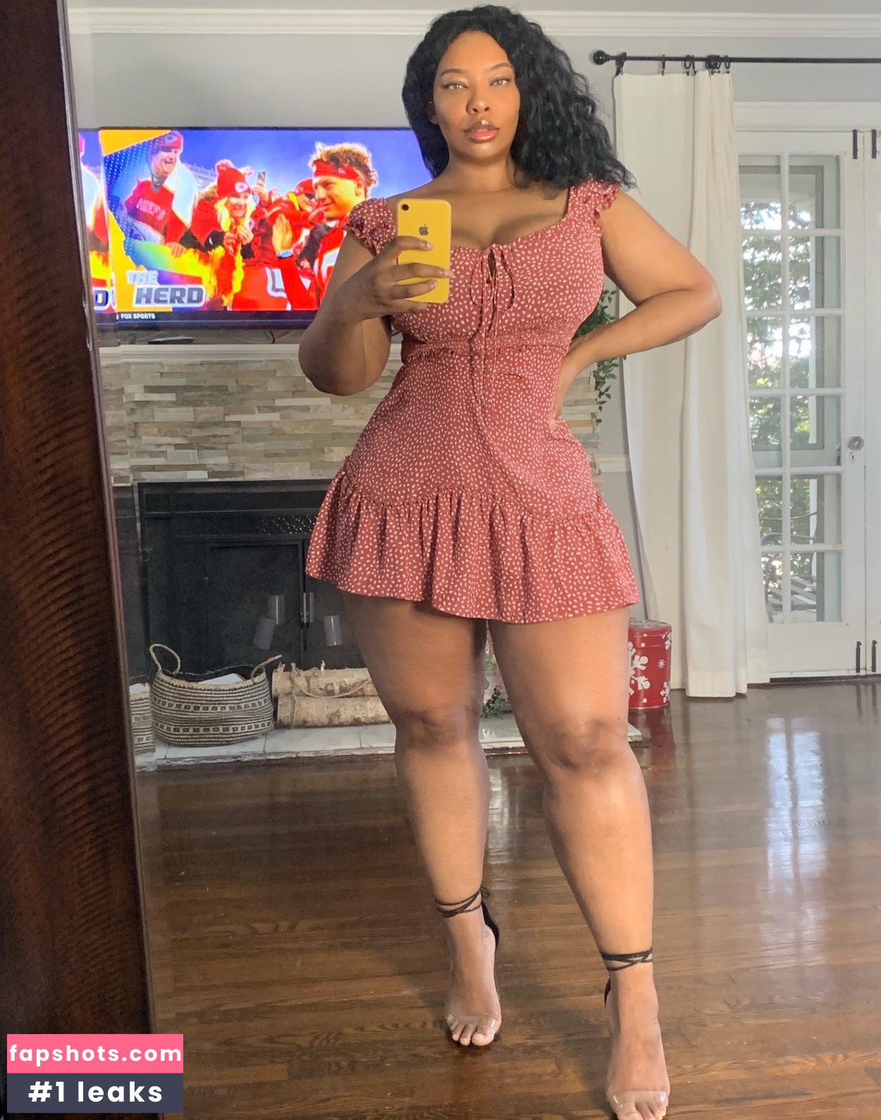 Rachel Storms gallery photo #27