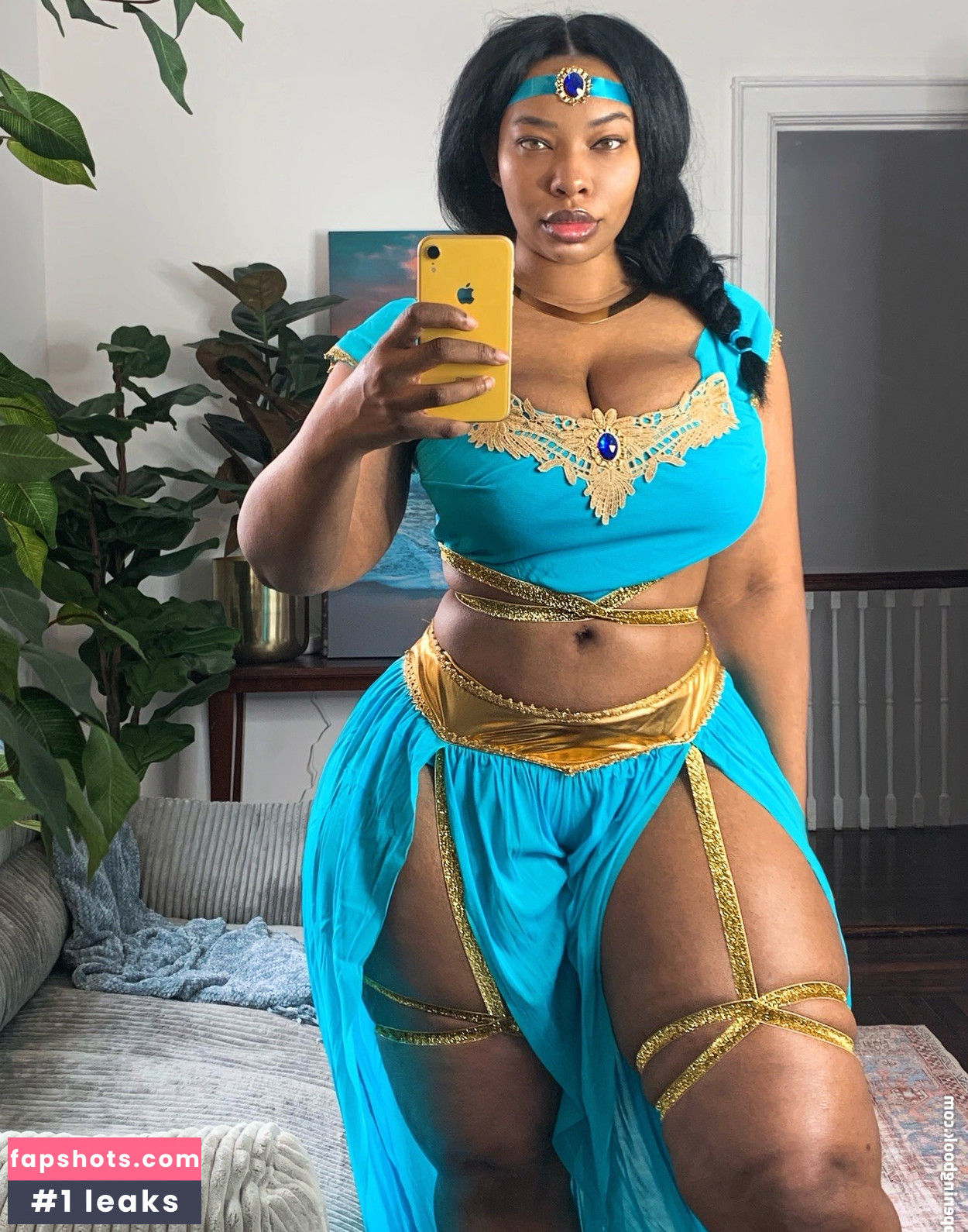 Rachel Storms gallery photo #29