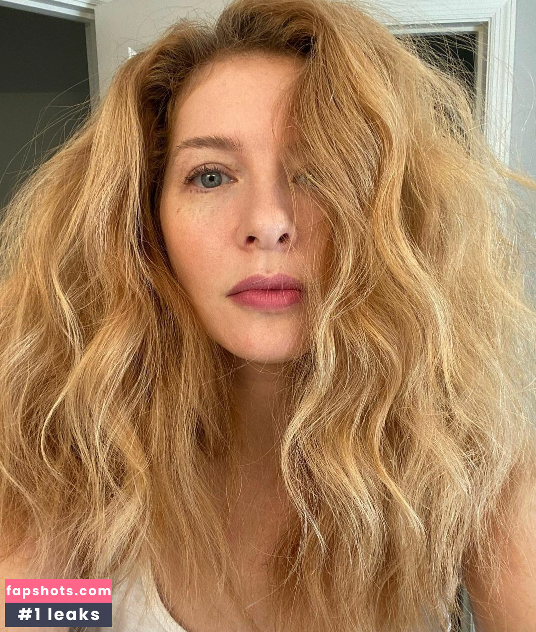 Rachelle Lefevre Filtración Desnuda OnlyFans Foto #21 - Fapshots