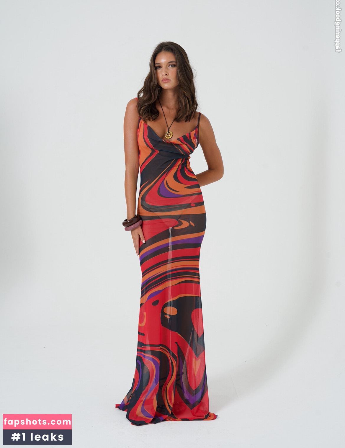 Rachelle Van Waardhuizen nude babe gallery