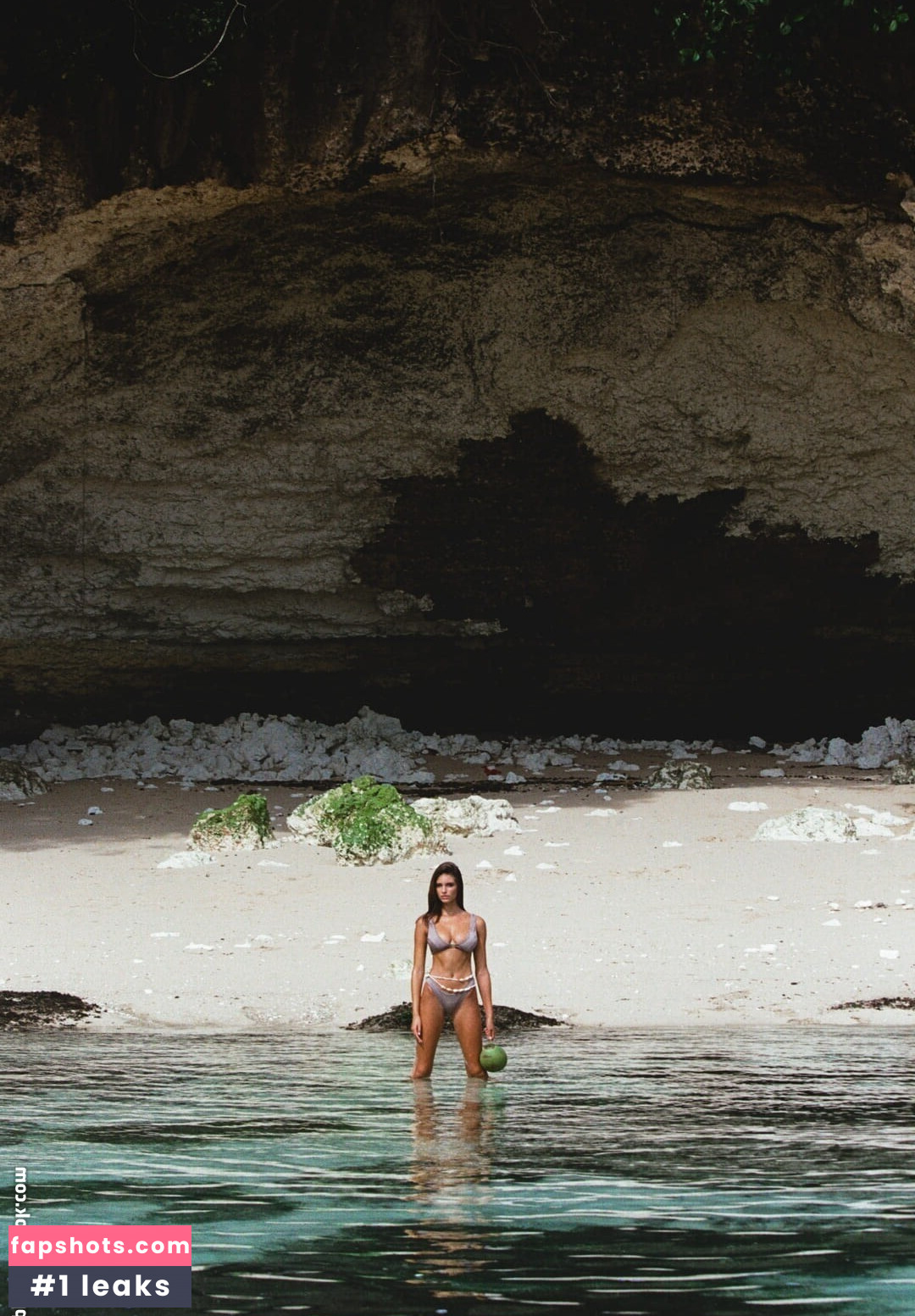 Rachelle Van Waardhuizen gallery photo #302