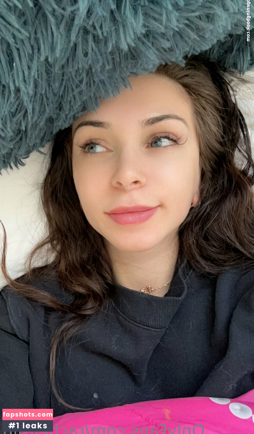 rachelrain gallery photo #23