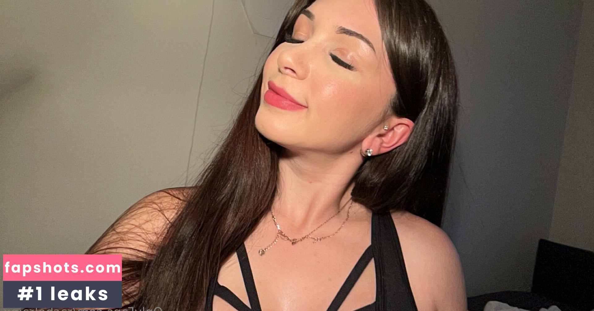 Rachelrainx gallery photo #32