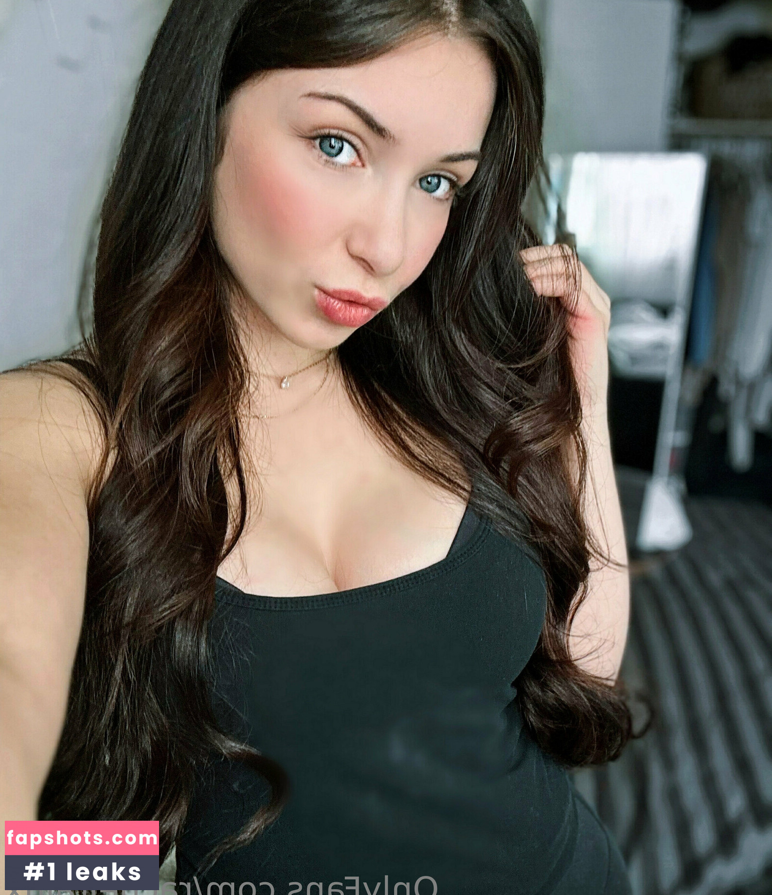 Rachelrainx gallery photo #39