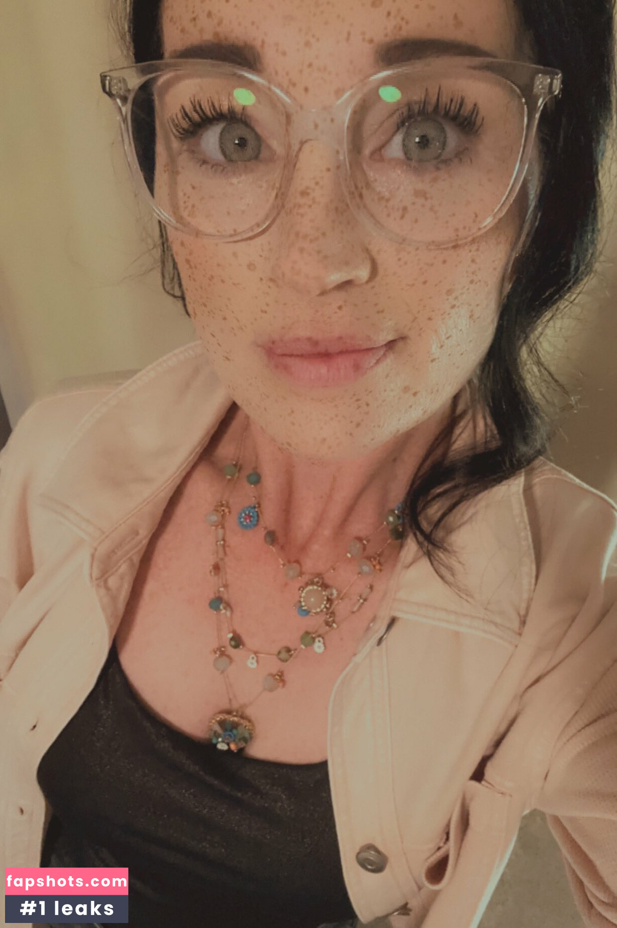 Rachierach429 gallery photo #2