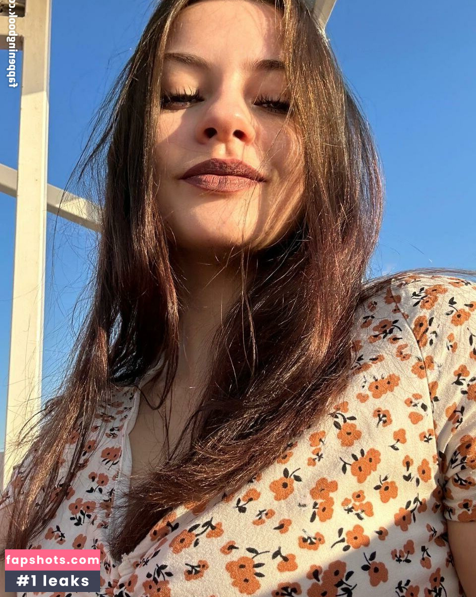 Rada_03 gallery photo #4