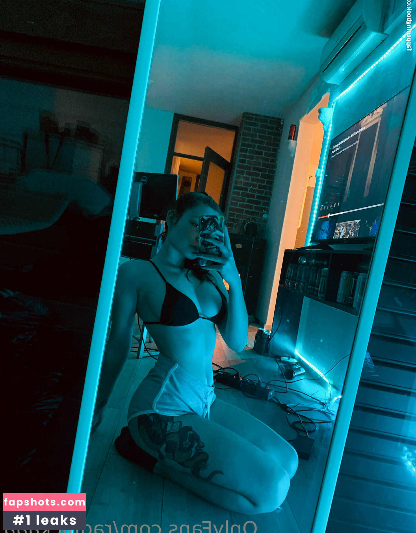 radnickaaa gallery photo #11