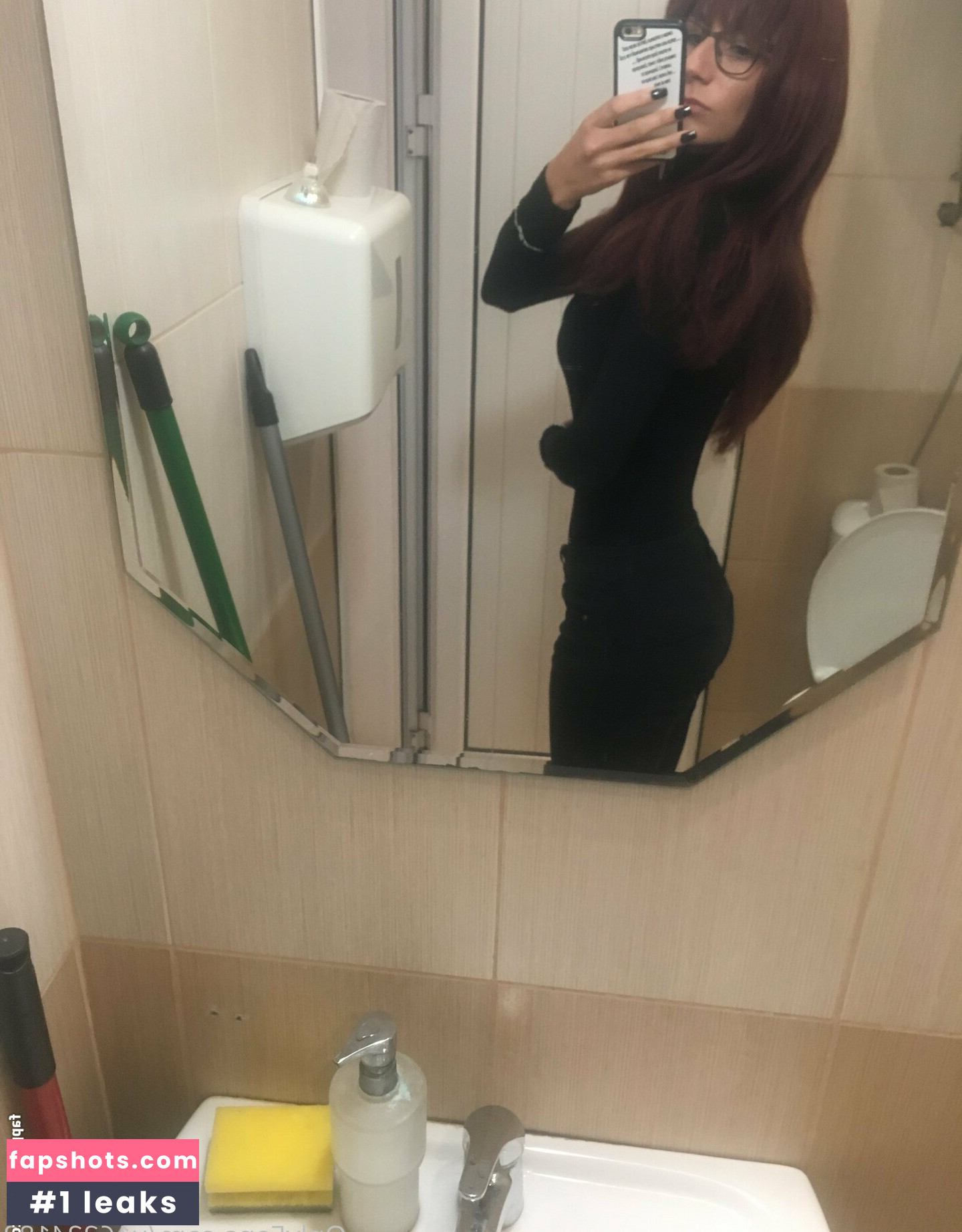 Radosveta gallery photo #20