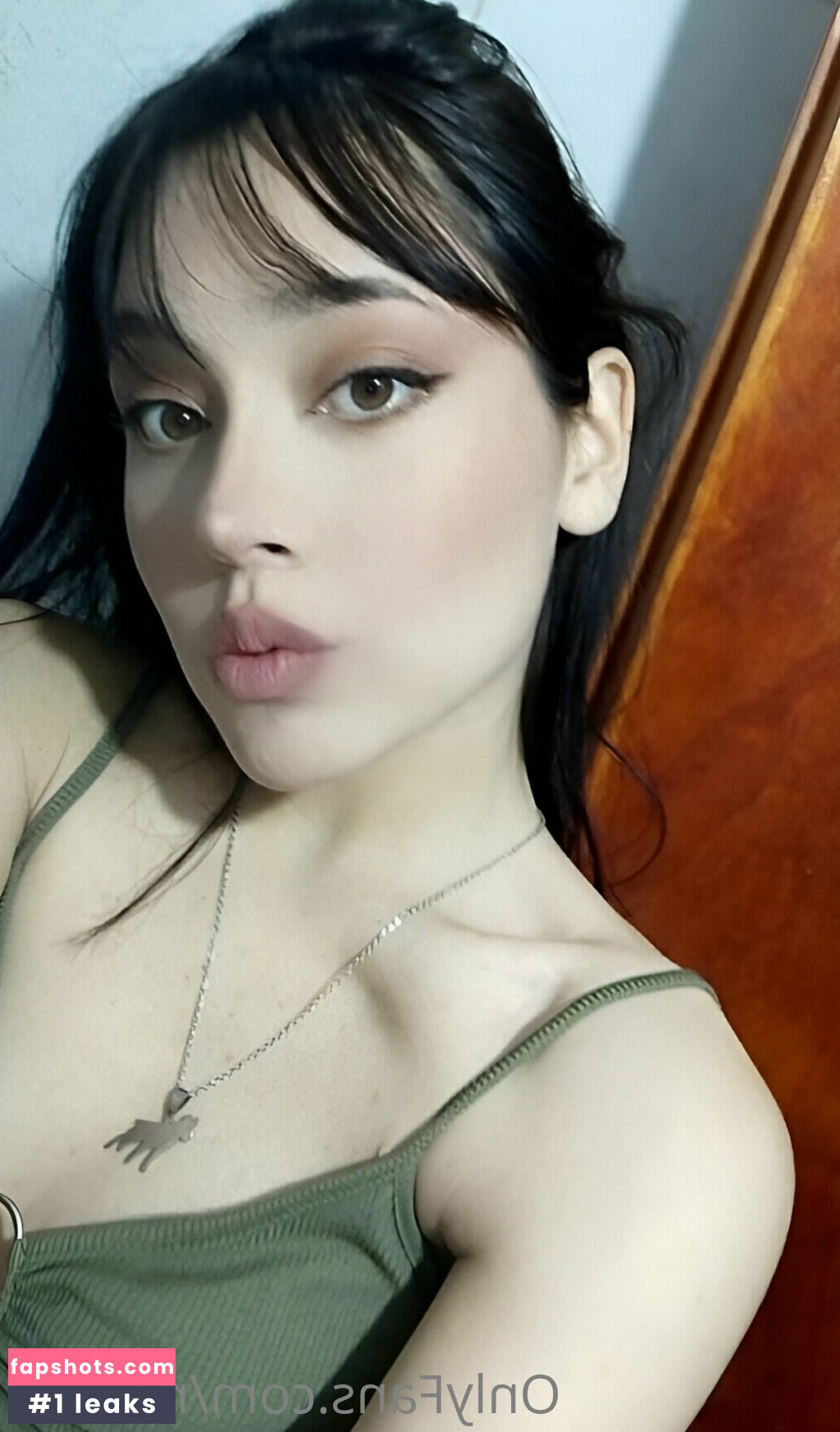 raecalu gallery photo #14