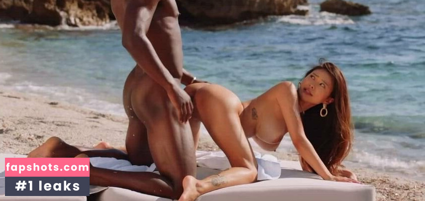 RaeLilBlack Nude Leaks OnlyFans Photos #15 - LeakJerk