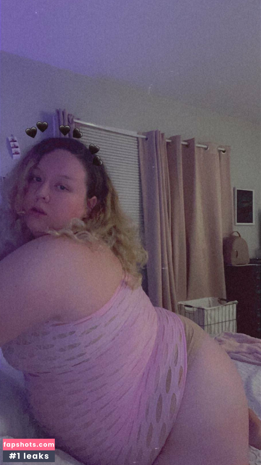 raelynnrose619 nude babe gallery