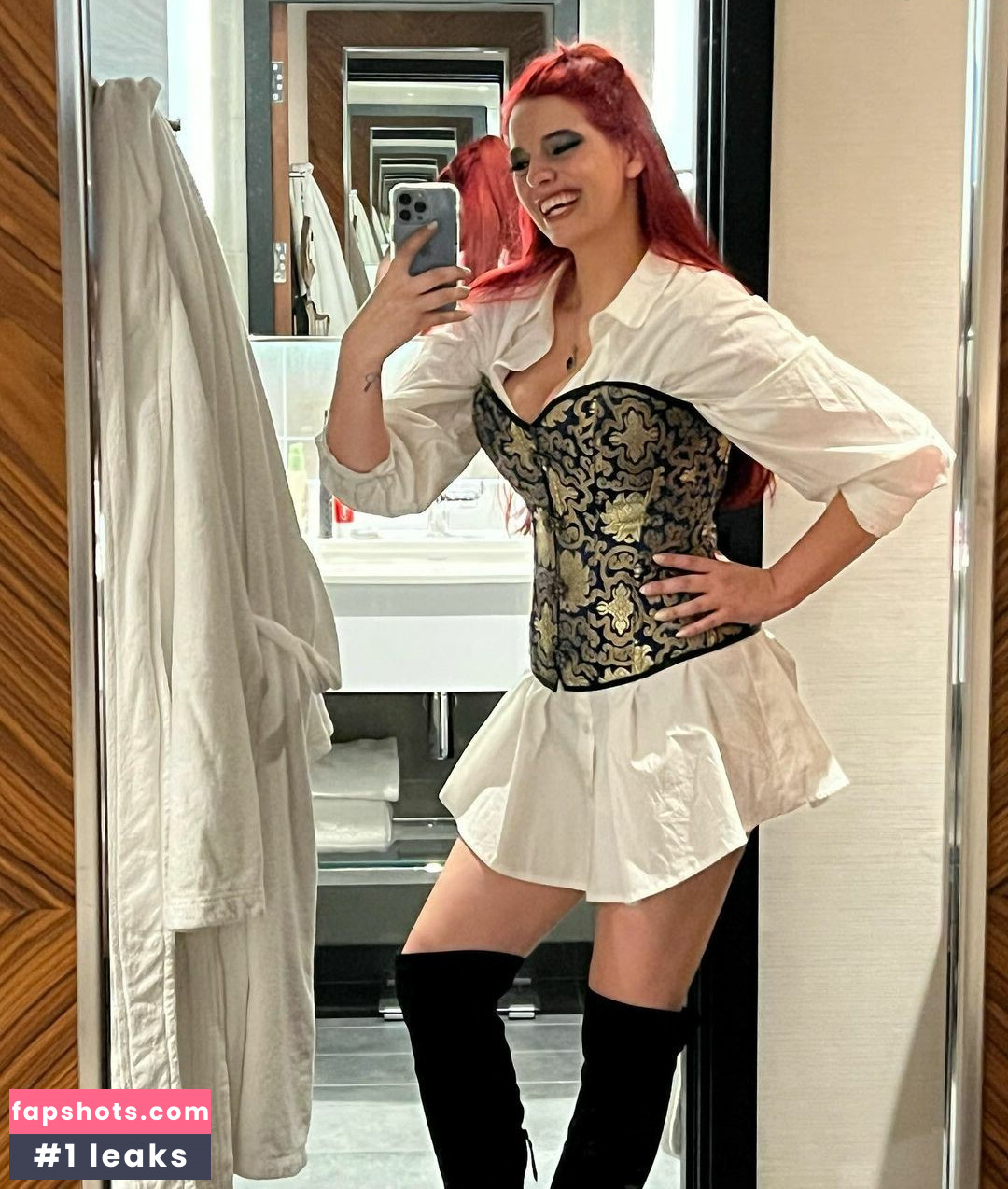 raeoticneutral gallery photo #12