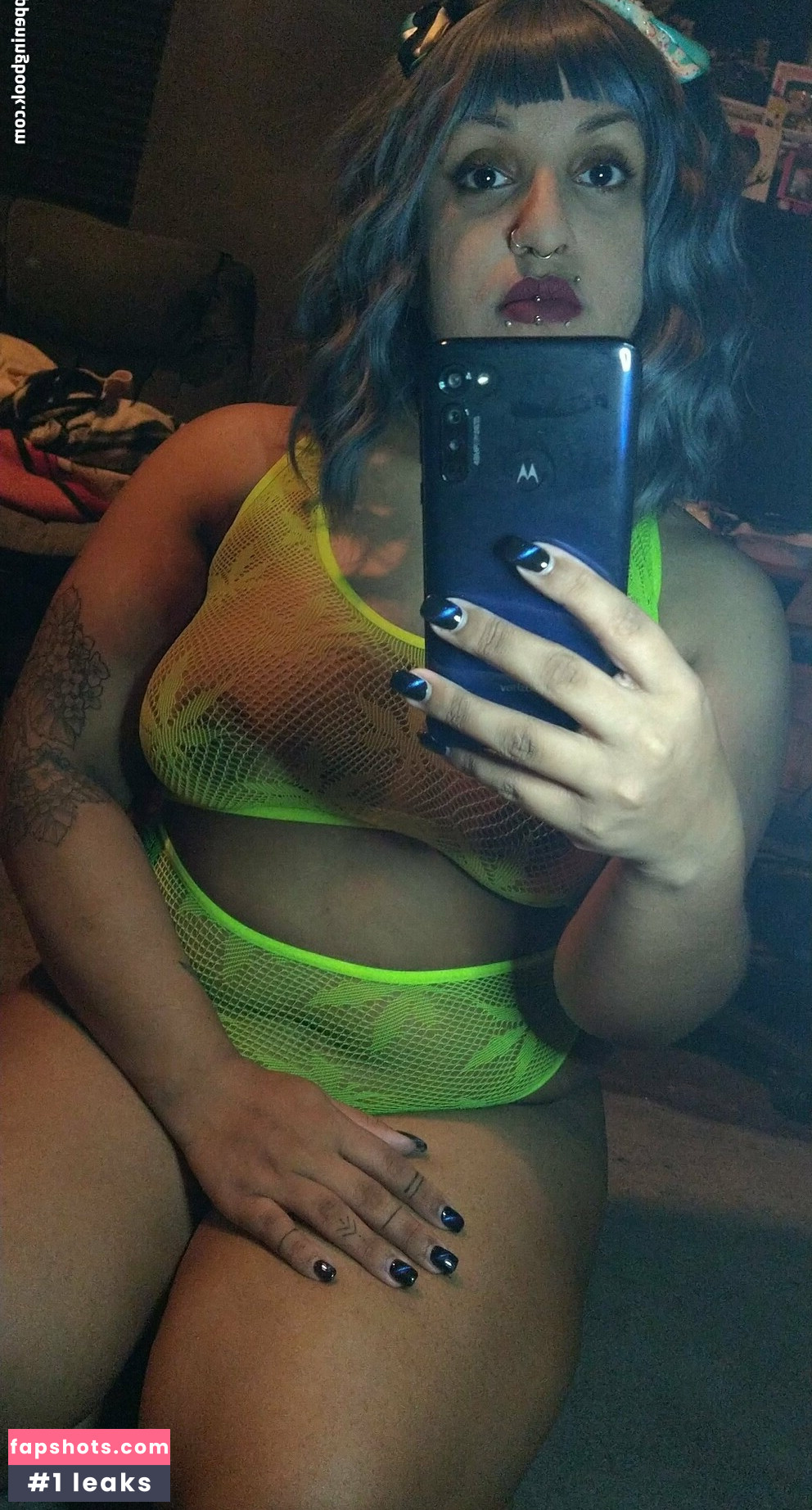 raeraejiggles Filtración Desnuda OnlyFans Foto #11 - Fapshots