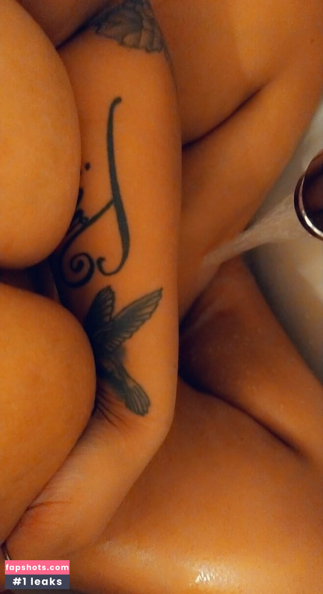 raeraejiggles Filtración Desnuda OnlyFans Foto #17 - Fapshots