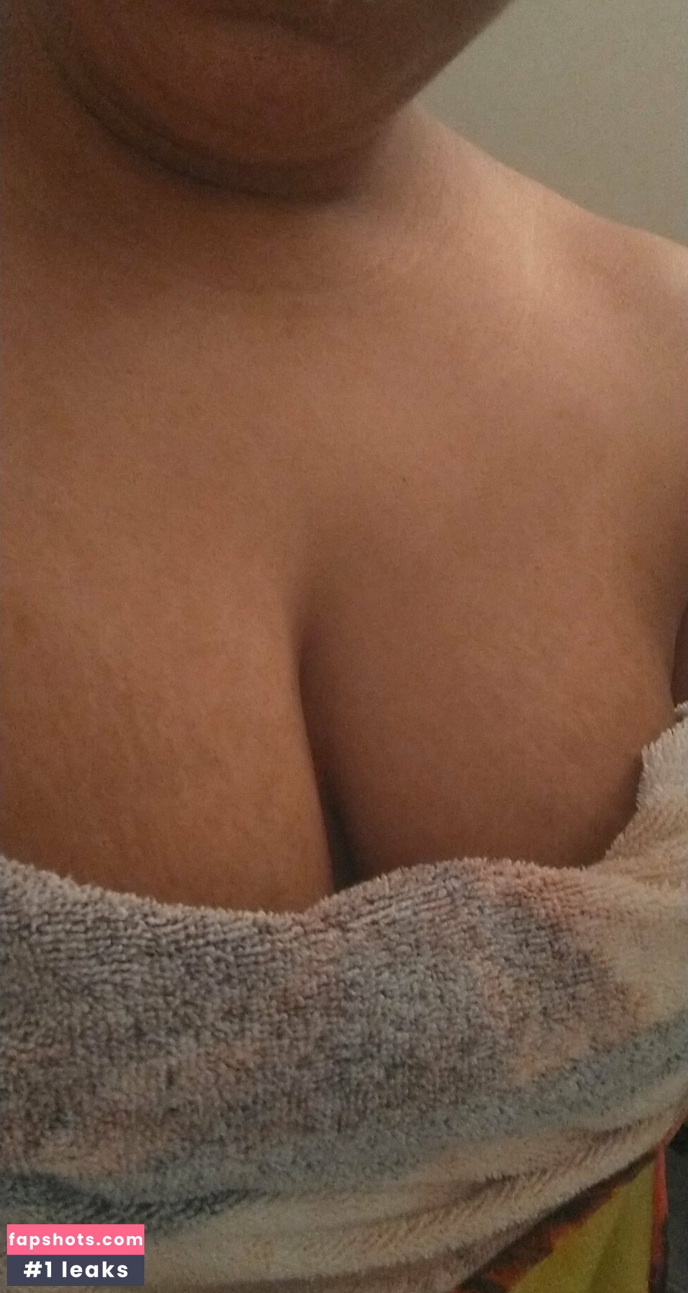 raeraejiggles Filtración Desnuda OnlyFans Foto #21 - Fapshots
