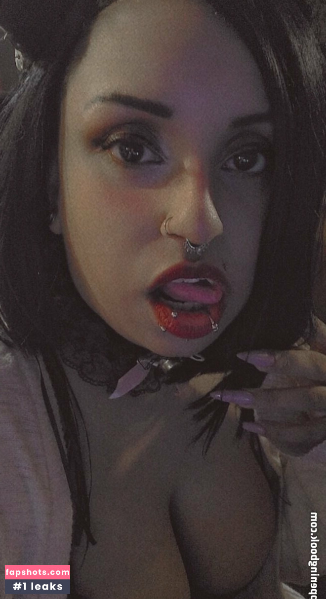 raeraejiggles Filtración Desnuda OnlyFans Foto #23 - Fapshots