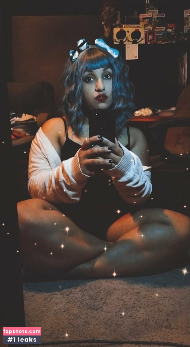 raeraejiggles Filtración Desnuda OnlyFans Foto #5 - Fapshots