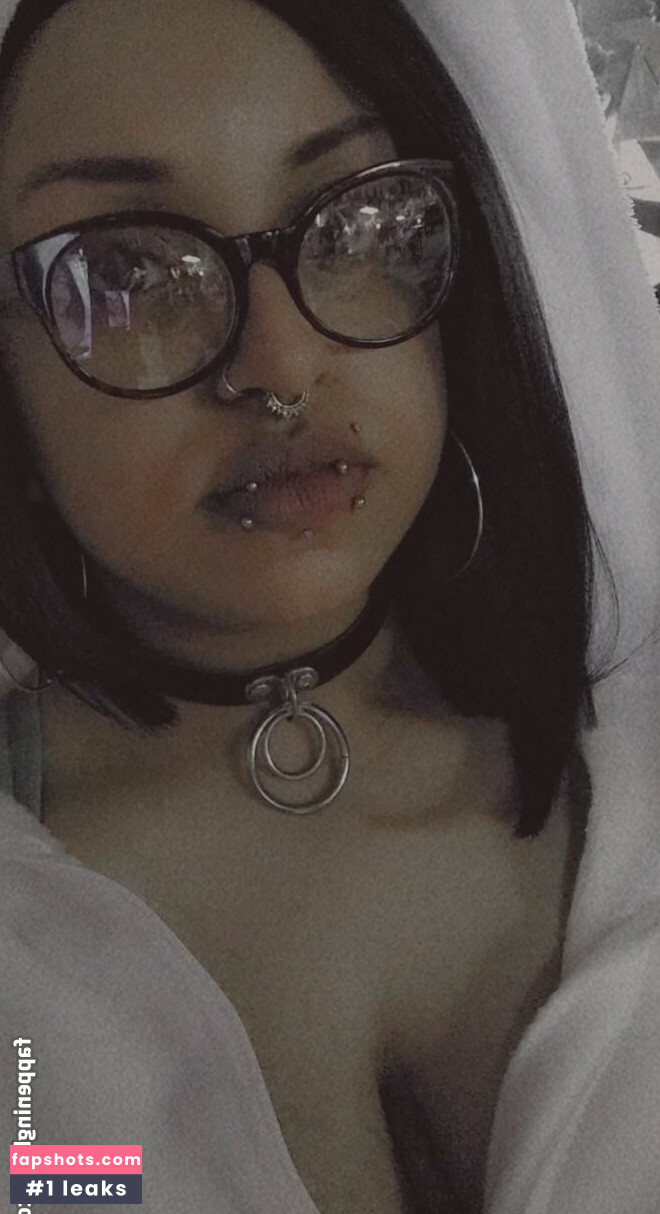 raeraejiggles Filtración Desnuda OnlyFans Foto #6 - Fapshots