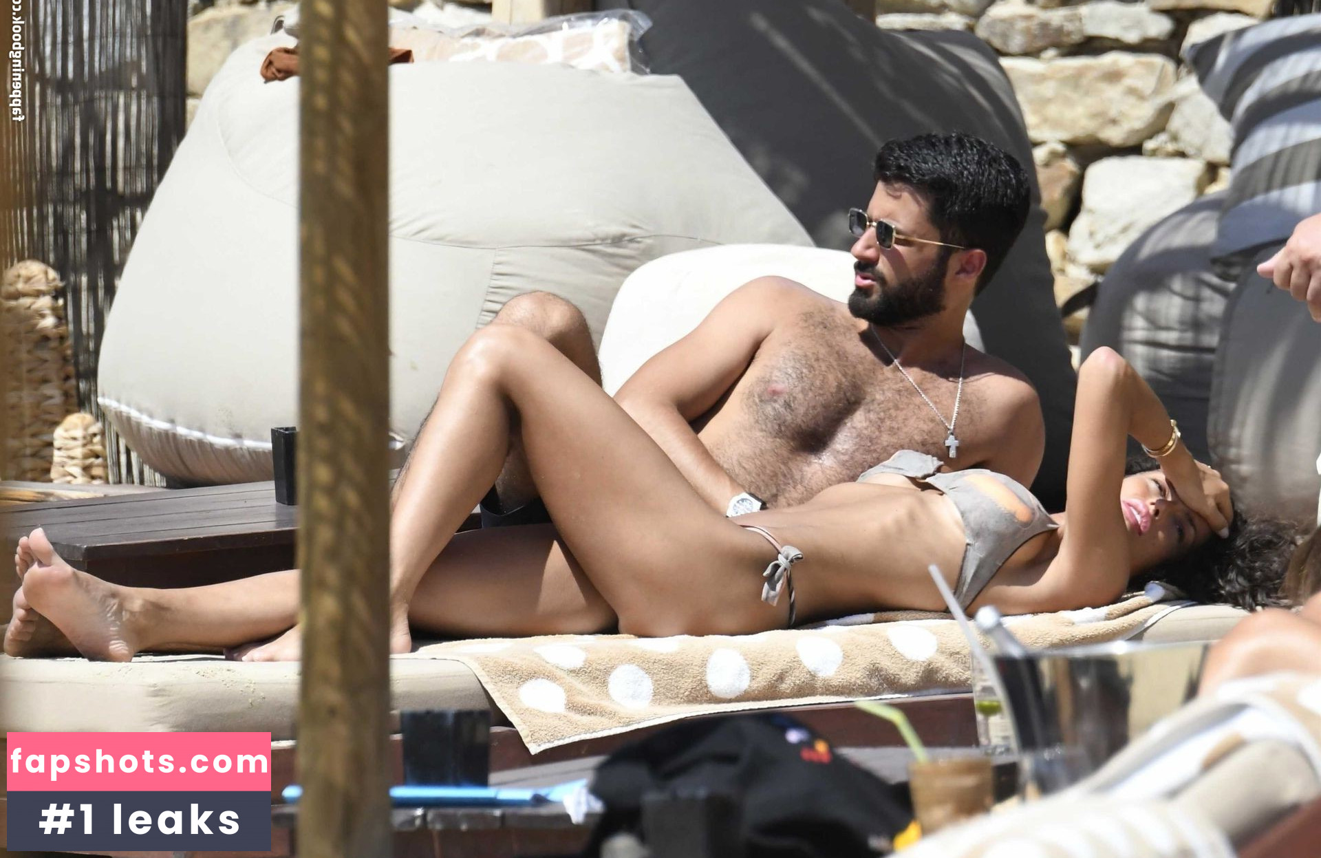 Raffaella Fico gallery photo #20