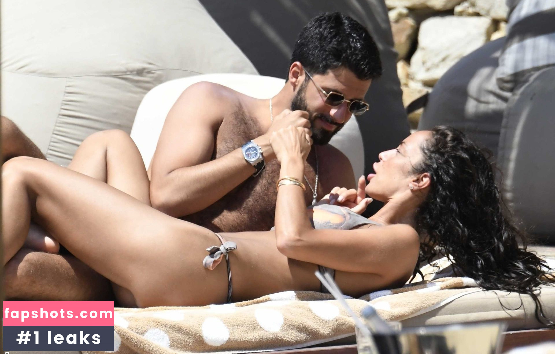 Raffaella Fico gallery photo #24