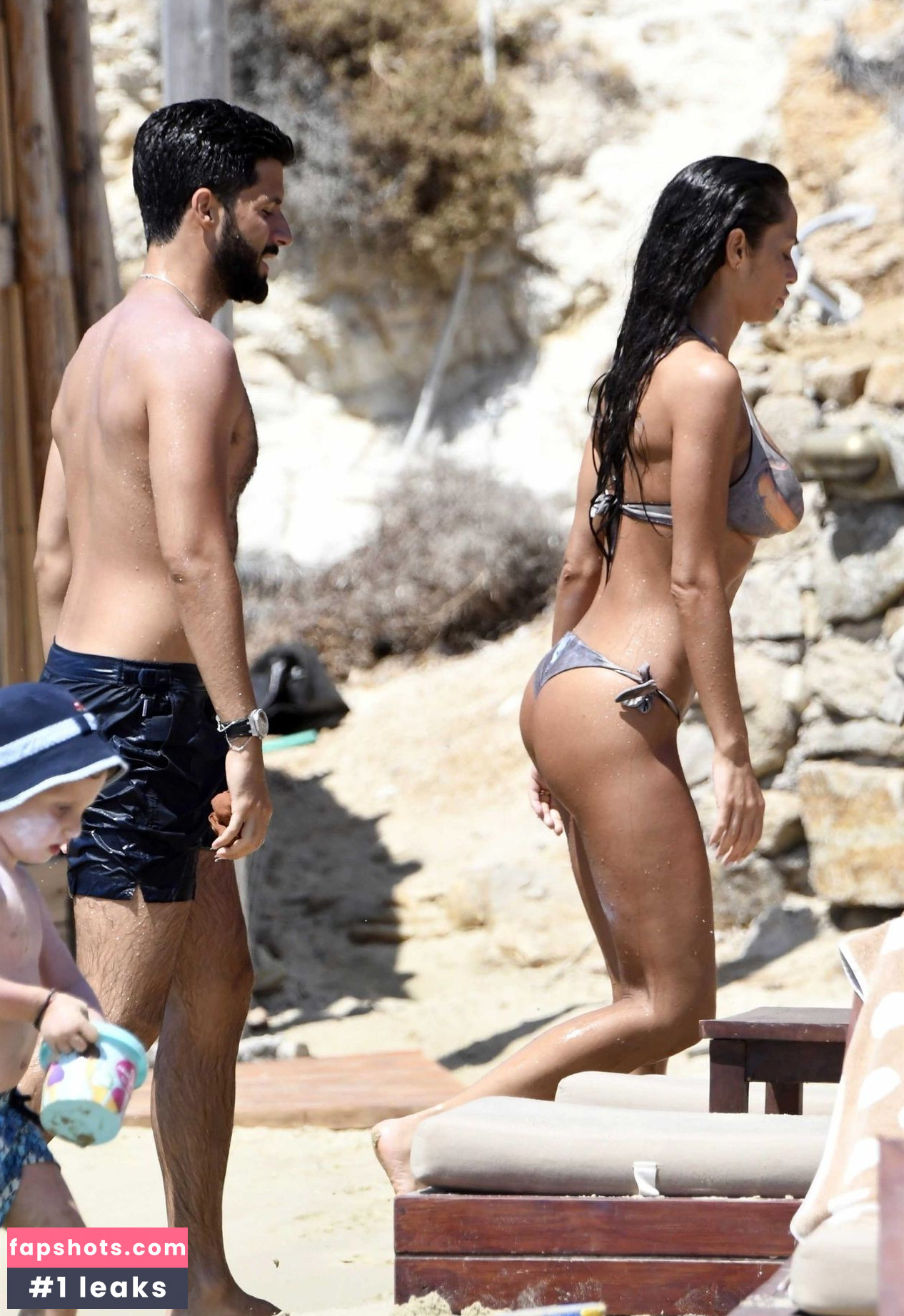 Raffaella Fico gallery photo #5