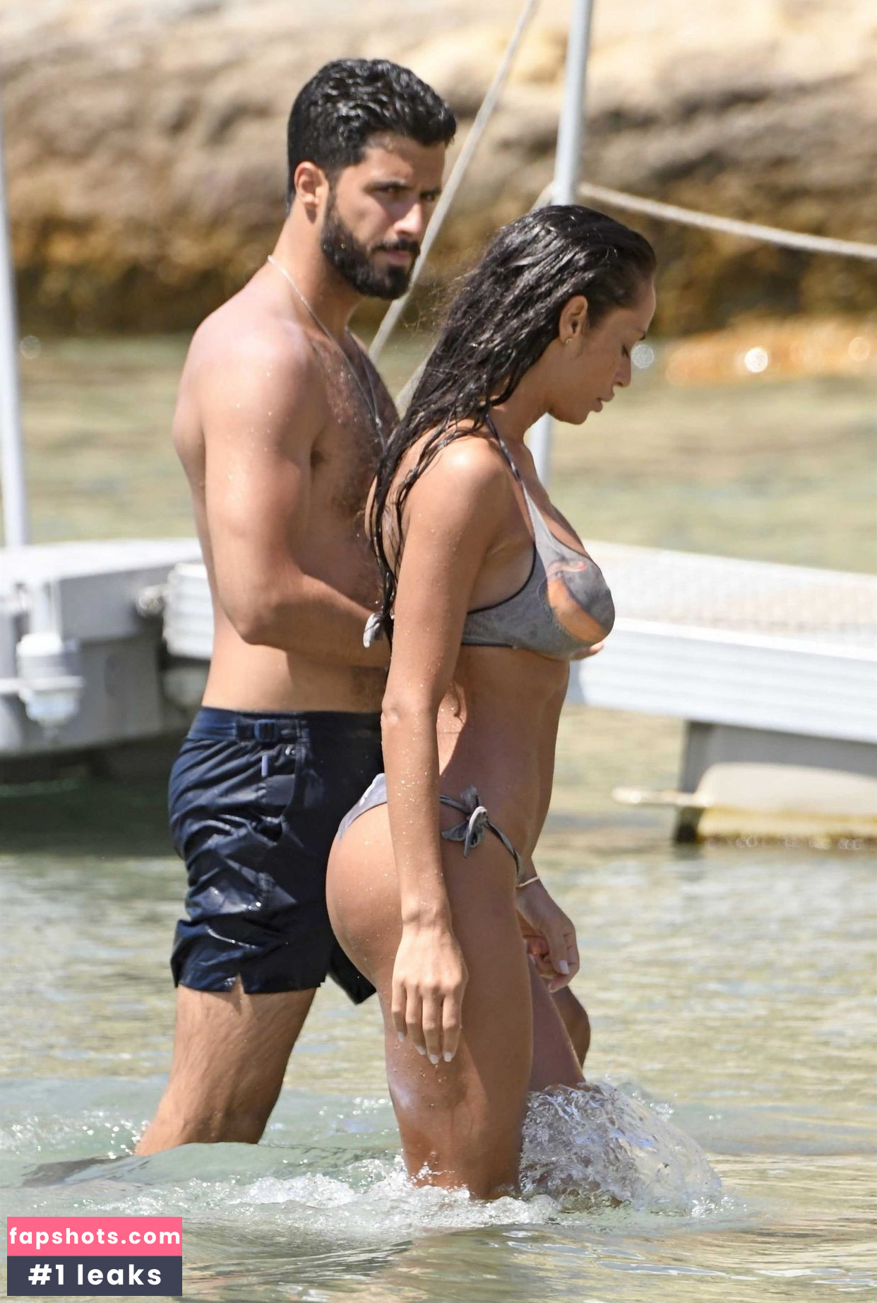 Raffaella Fico gallery photo #49