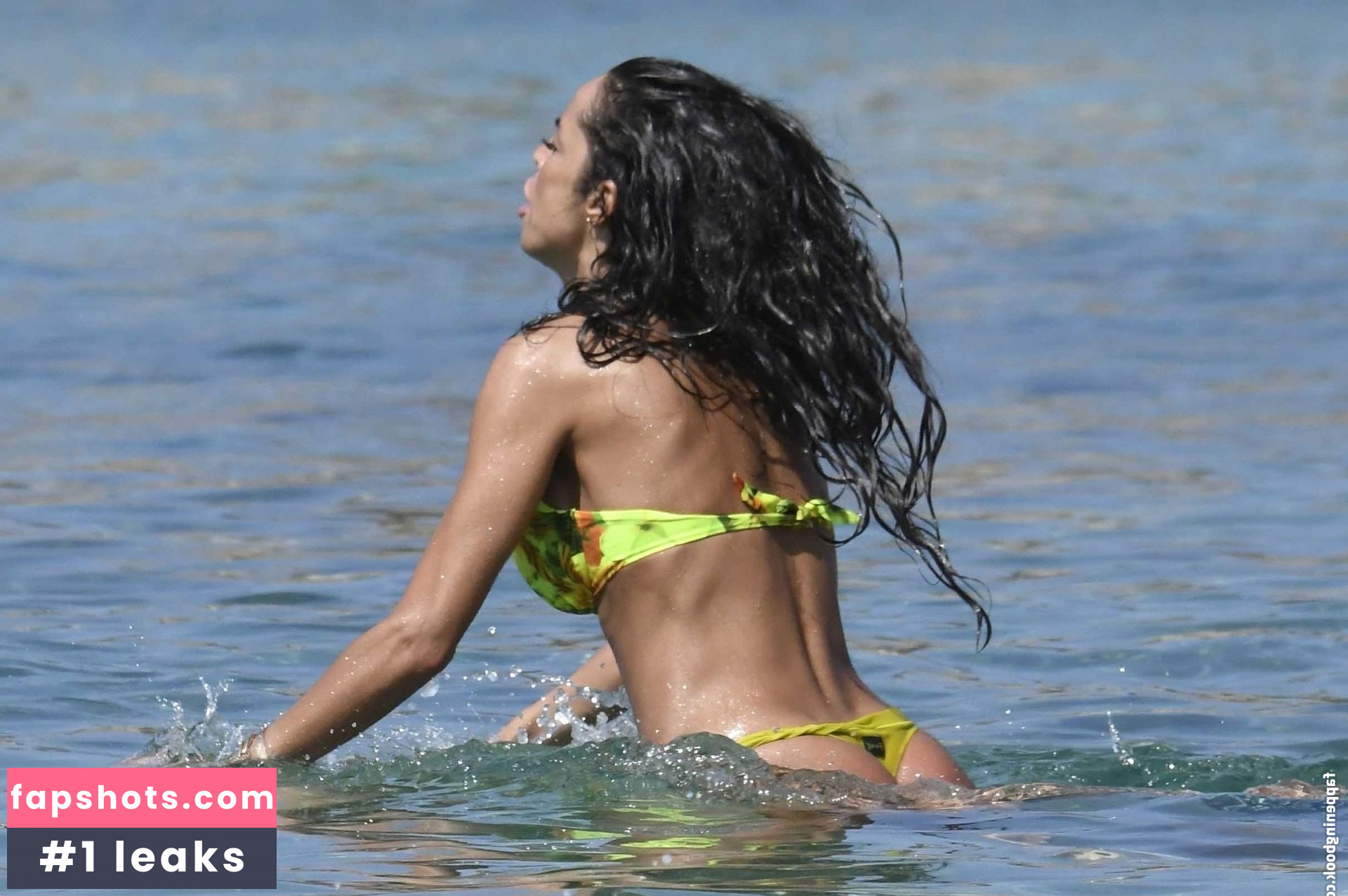 Raffaella Fico gallery photo #65