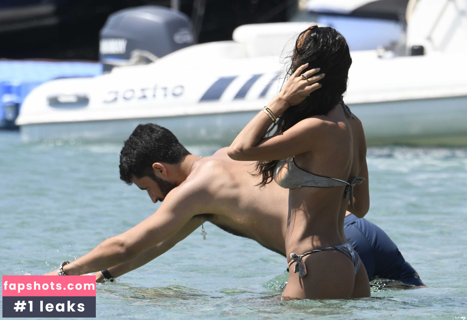 Raffaella Fico gallery photo #9