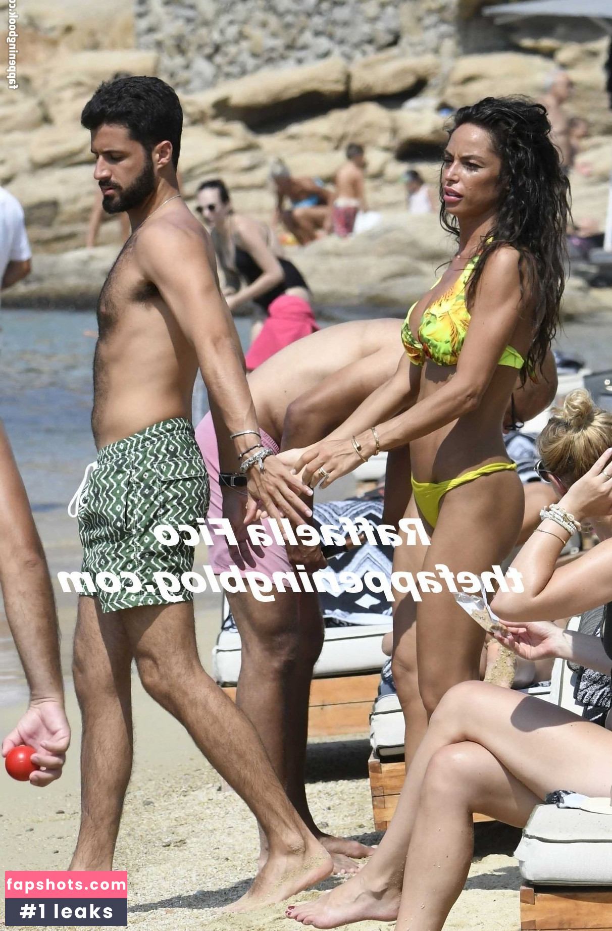 Raffaella Fico gallery photo #90