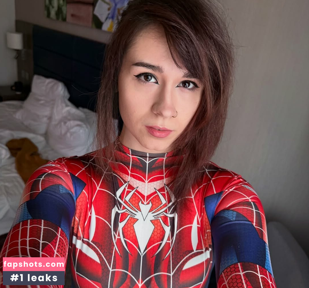 Rage Darling gallery photo #2