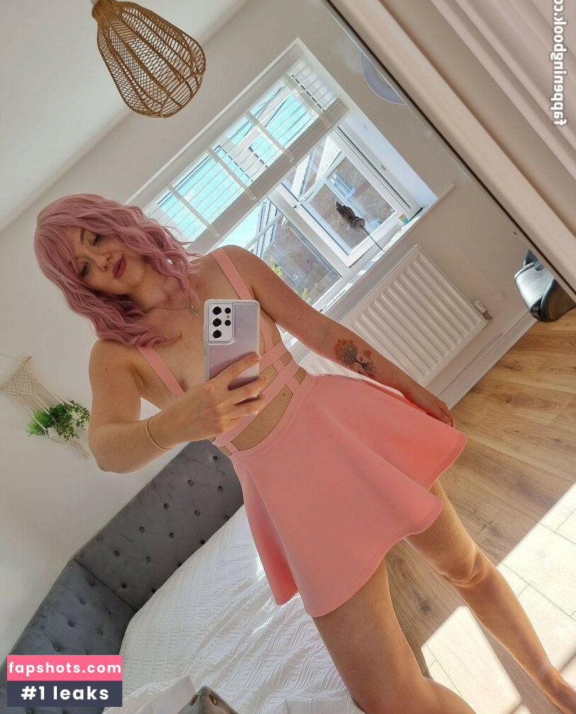 RageMaiden nude babe gallery