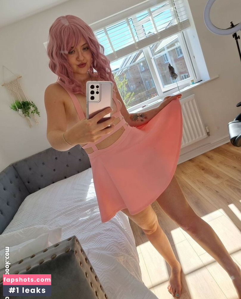 RageMaiden gallery photo #5